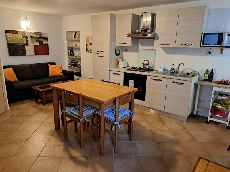 La Casa Di Mario Leilighet Perledo Eksteriør bilde